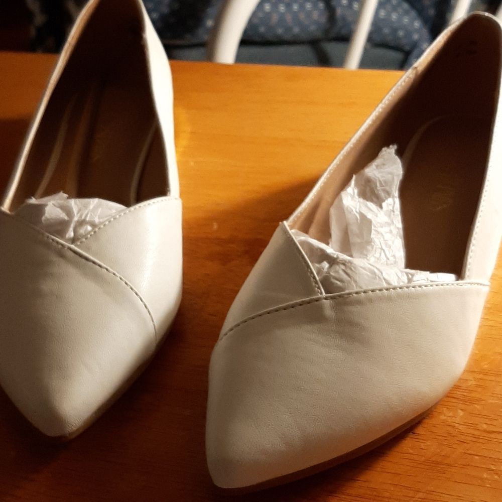 NWOT Dream Pairs Women's ElegantPointed Toe Slip-on Flats  Size 7 - Picture 8 of 11